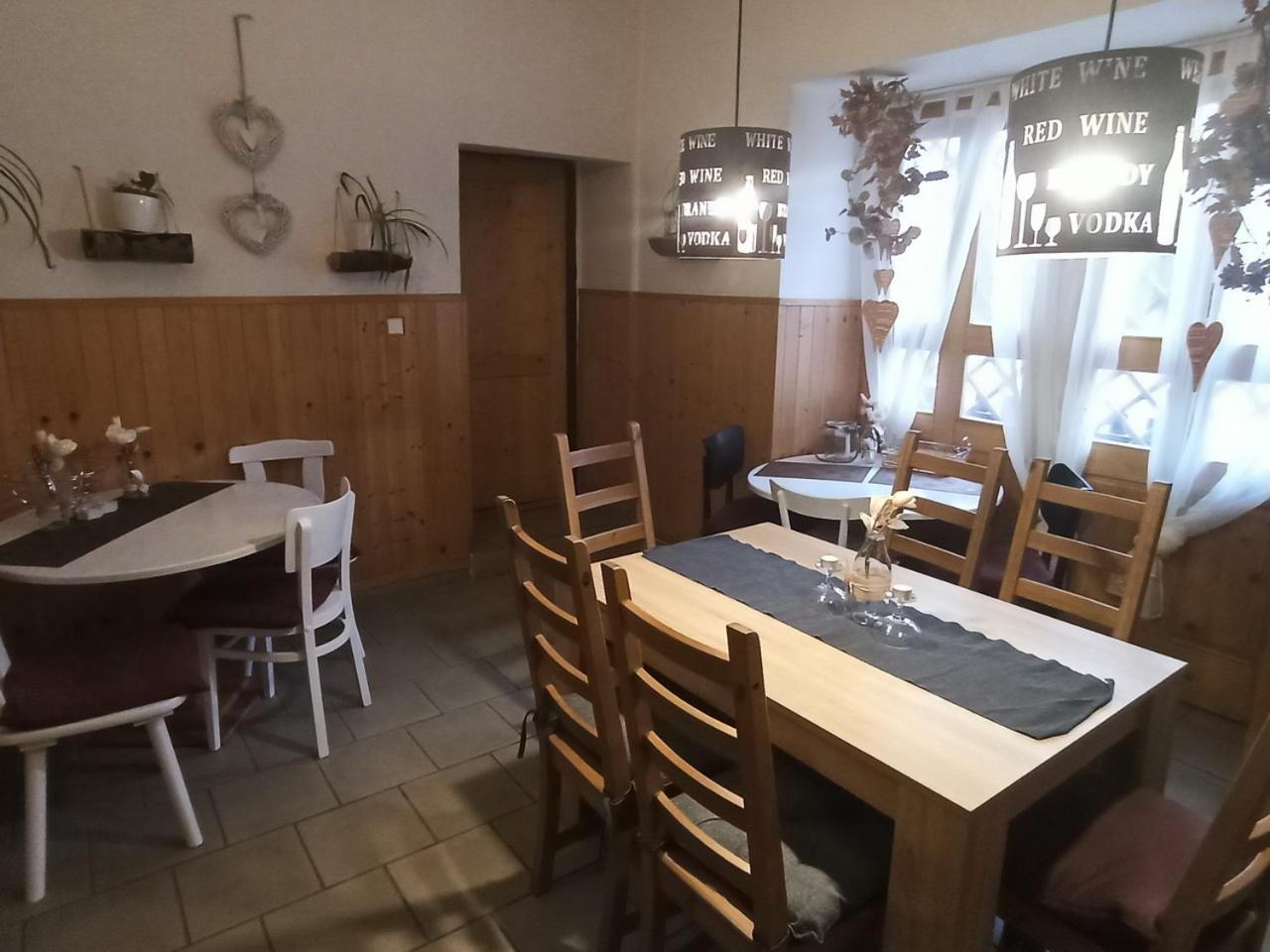 Apartmany Ziakova - Ubytovani Nove Hrady 111 المظهر الخارجي الصورة