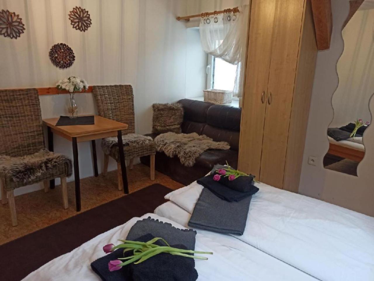 Apartmany Ziakova - Ubytovani Nove Hrady 111 المظهر الخارجي الصورة