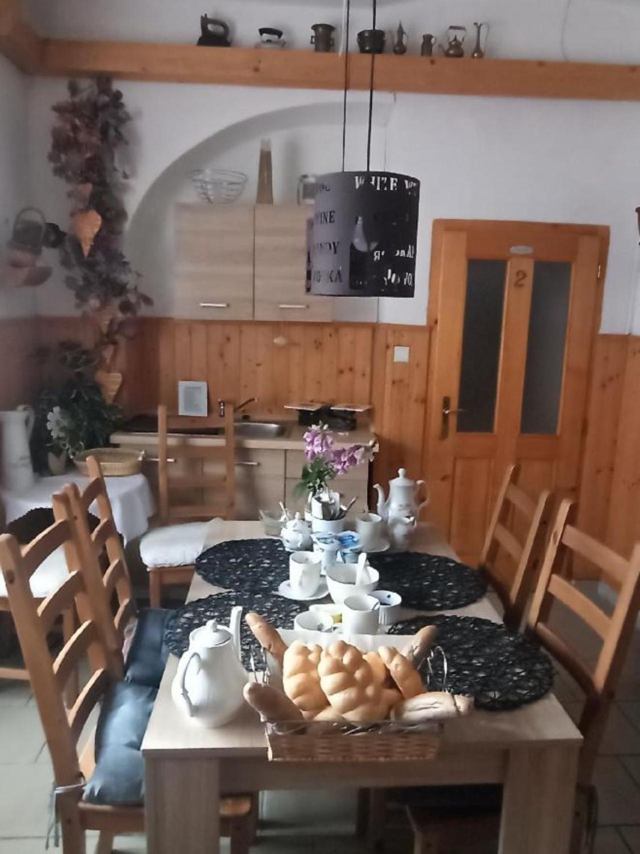 Apartmany Ziakova - Ubytovani Nove Hrady 111 المظهر الخارجي الصورة